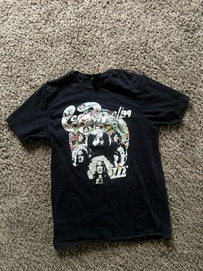 Led Zeppelin Black Graphic Band Tee